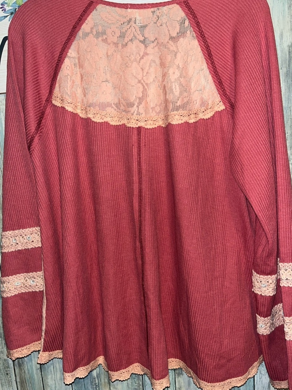 🌸POL Burgundy Long Sleeve Lace Trim Henley Top Large P004 - Picture 5 of 6